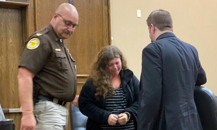 Nebraska Mother Sentenced to 2 Years in Prison for Giving Abortion Pills to Pregnant Daughter