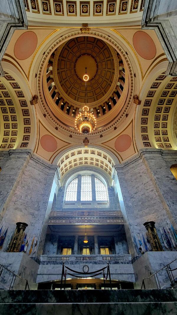 The spectacular capitol building in Olympia, Washington, was designed by architects Walter Wilder and Harry White. (Photo courtesy of Jim Farber.)