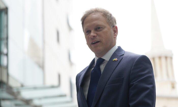 Shapps: 'Absolutely Right' to Reconsider HS2