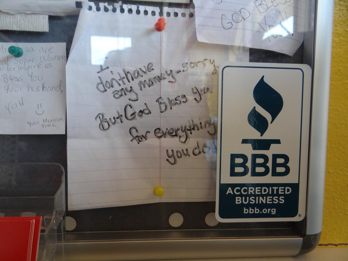 Customers leave emotional thank-you notes. (Randy Tatano)