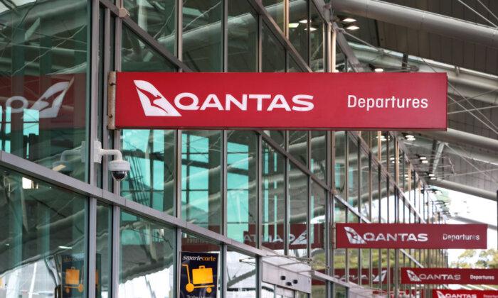 Qantas Pilots Call for Chairman's Resignation
