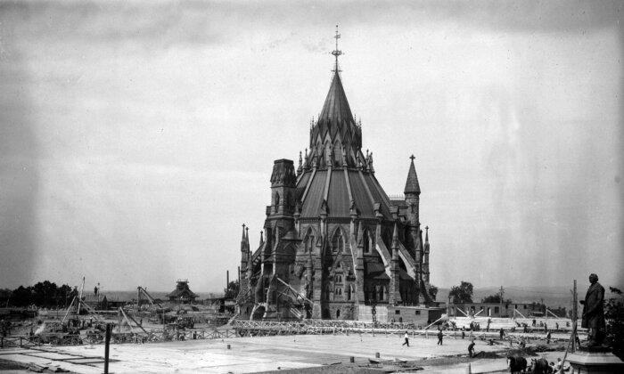 Mysteries of the 1916 Parliament Hill Fire  