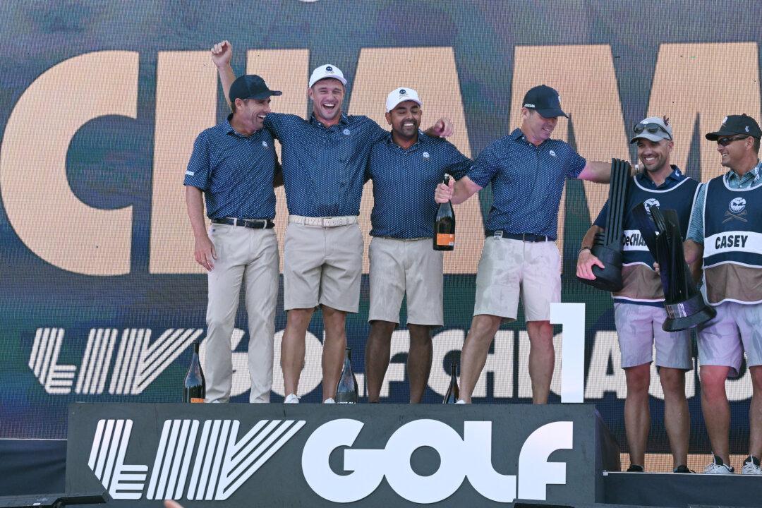 Bryson DeChambeau Fires 63, Comes From Behind to Win LIV Chicago