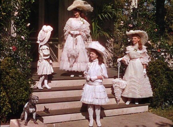 (L–R) The Smith sisters Tootie (Margaret O’Brien), Rose (Lucille Bremer), Agnes (Joan Carroll), and Esther (Judy Garland), in “Meet Me in St. Louis.” (Warner Bros.)