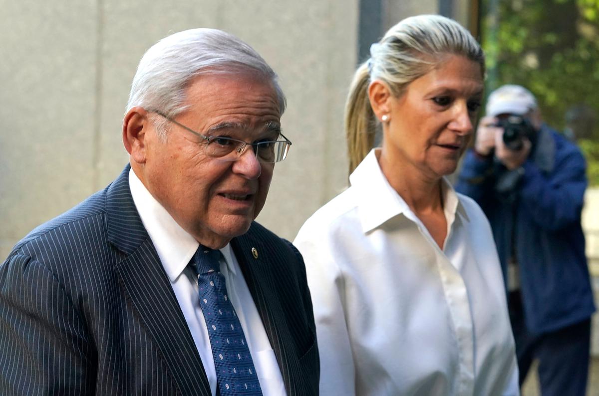 New Jersey Senator’s Wife Pleads Not Guilty in Bribery Case