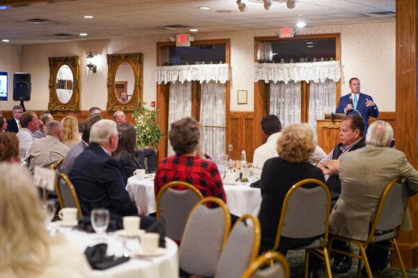 Orang County Executive Steve Neuhaus presents the 2024 budget at the Erie Hotel and Restaurant in Port Jervis, N.Y., on Sept. 26, 2023. (Cara Ding/The Epoch Times)