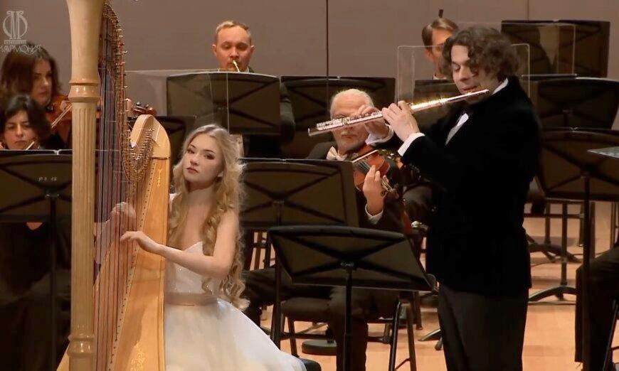 W.A. Mozart: Concerto for Flute and Harp K.299 (1st Part)