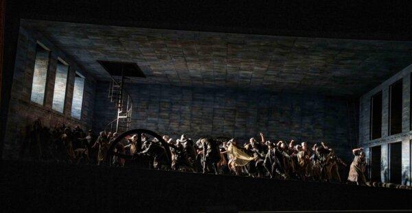 'The Flying Dutchman' Sails Back to The Lyric Opera