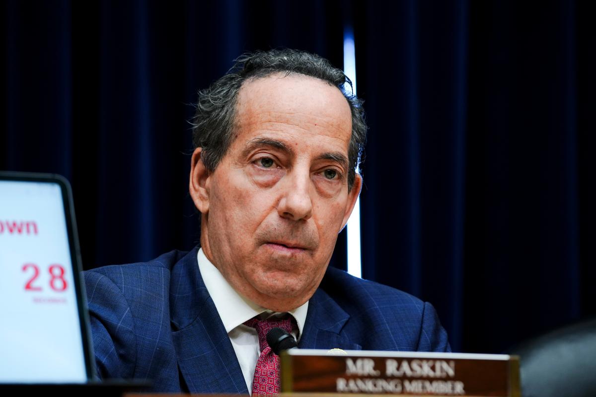 Former J6 Committee Member Criticizes Supreme Court Over Trump Immunity Hearing