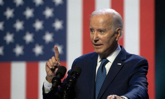 Biden Warns of Trump's 'Extremist Movement' and Accuses Republicans of Silence