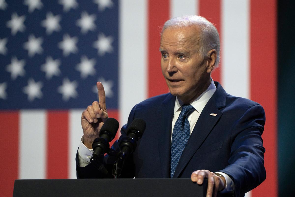 Biden Warns of Trump's 'Extremist Movement' and Accuses Republicans of Silence