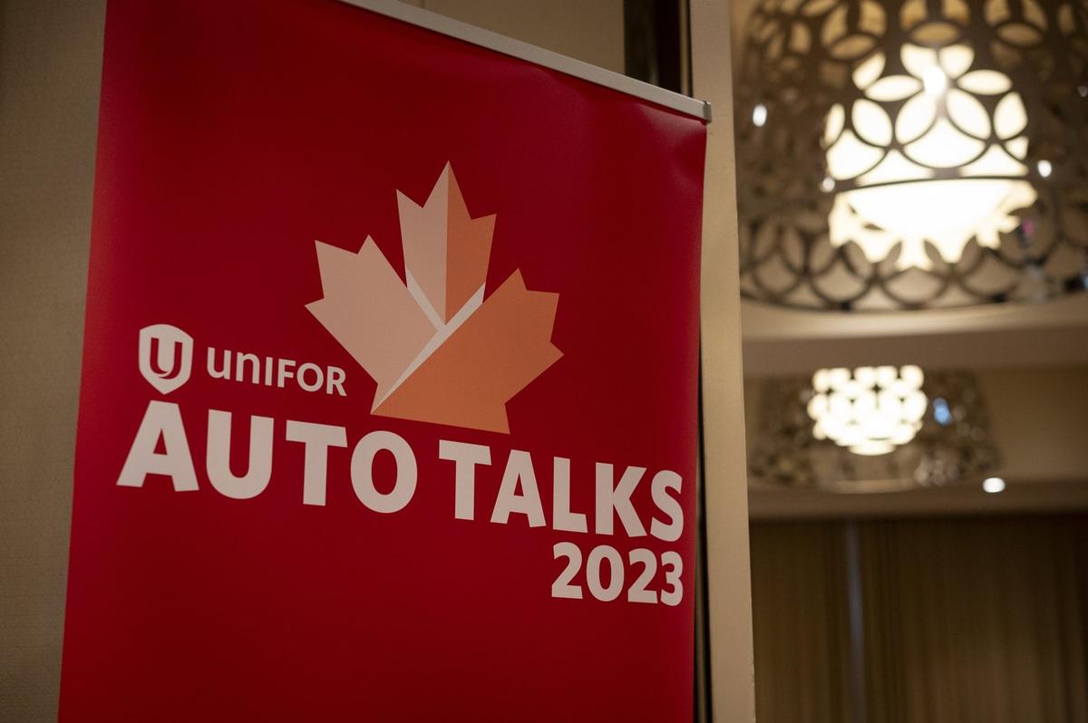 Unifor Sets Oct. 9 Deadline for Contract Talks With General Motors