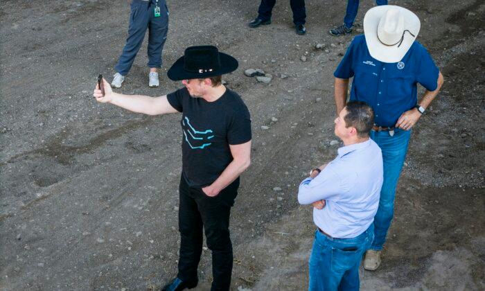 Elon Musk Visits Southern Border for an ‘Unfiltered’ View of the Situation