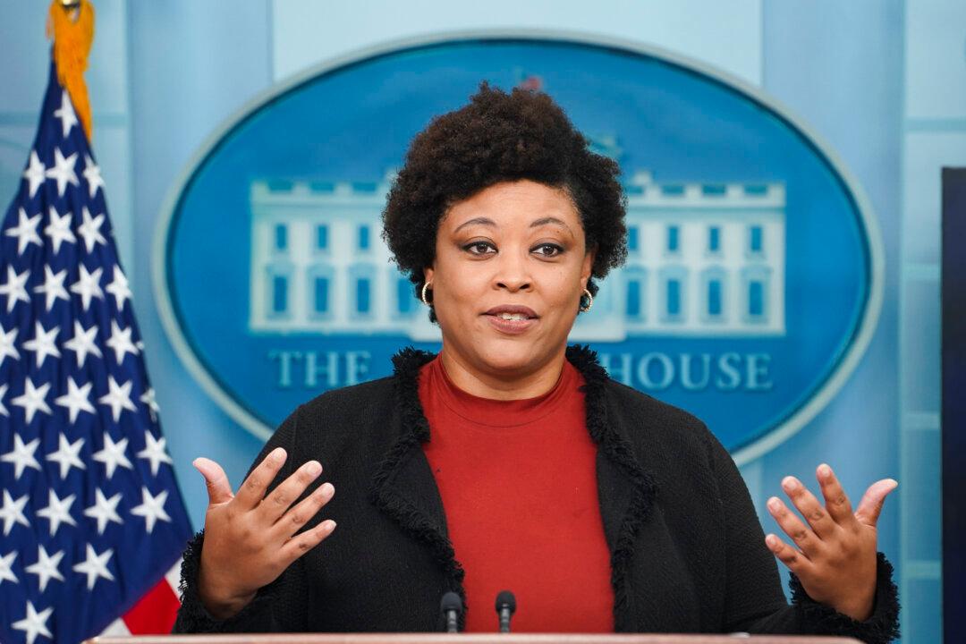 White House Calls for More Funding for Ukraine, Warns Money Running Out