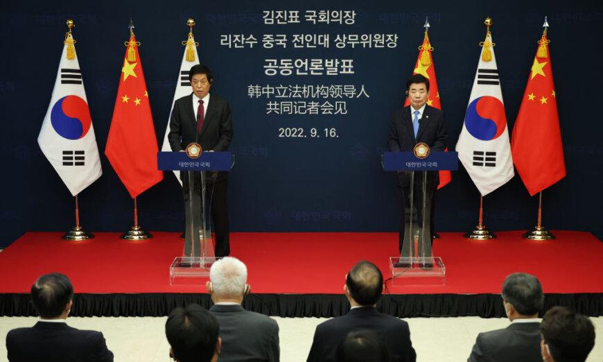 Xi Jinping Courts South Korea as North Korea Aligns with Russia, Stirring Unease in China