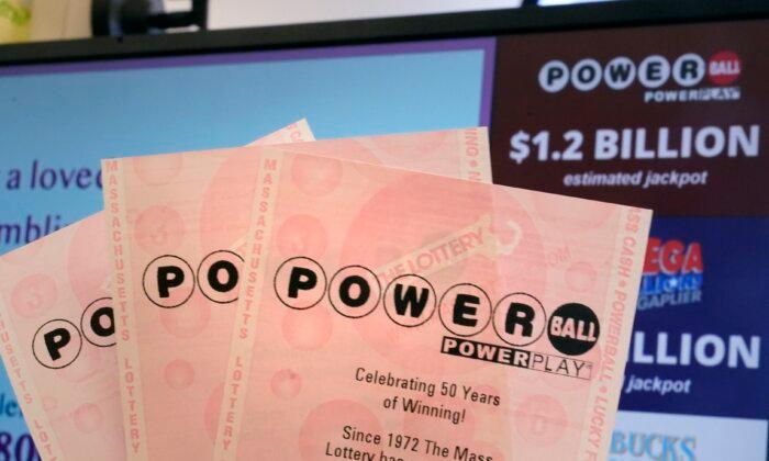 Powerball Jackpot Rises to $1.04 Billion After Another Drawing Without a Big Winner