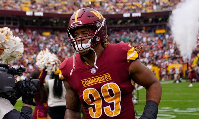 49ers Land Chase Young, Bears Get Montez Sweat as Commanders Unload Top Pass Rushers
