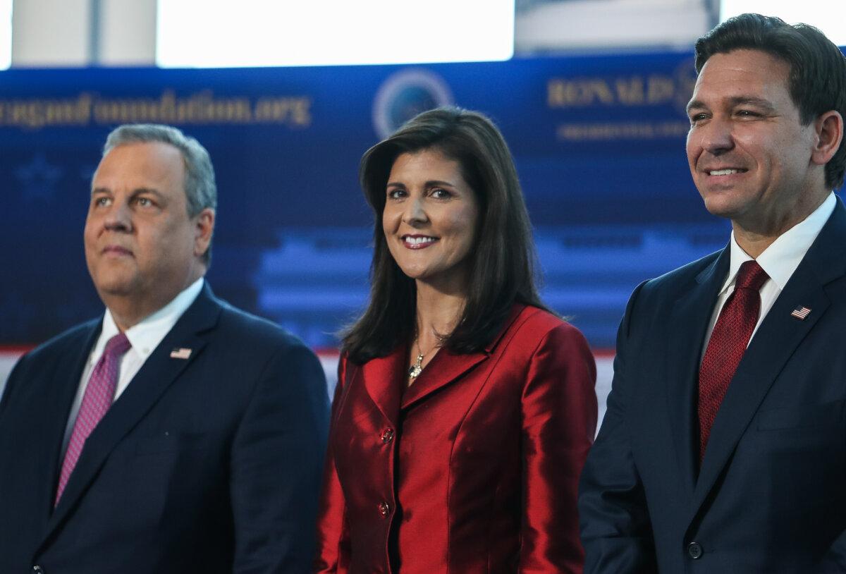 Presidential candidate Nikki Haley enters the debate area of the Ronald Reagan Presidential Library in Simi Valley, Calif., on Sept. 27, 2023. (John Fredricks/The Epoch Times)