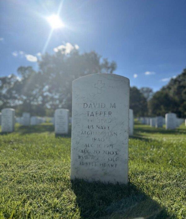 The grave of David M. Tapper. (Dr. Alice Atalanta)