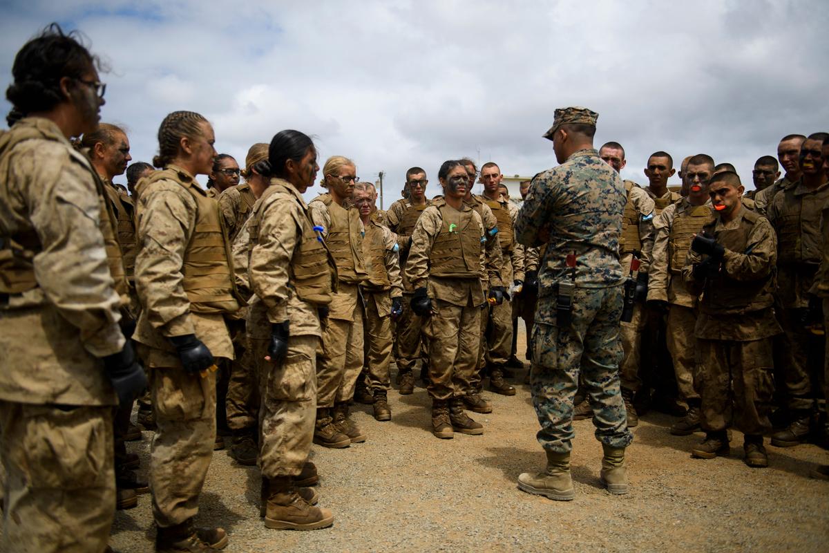 Survey Finds Only 1 in 3 Military Families Would Recommend Service