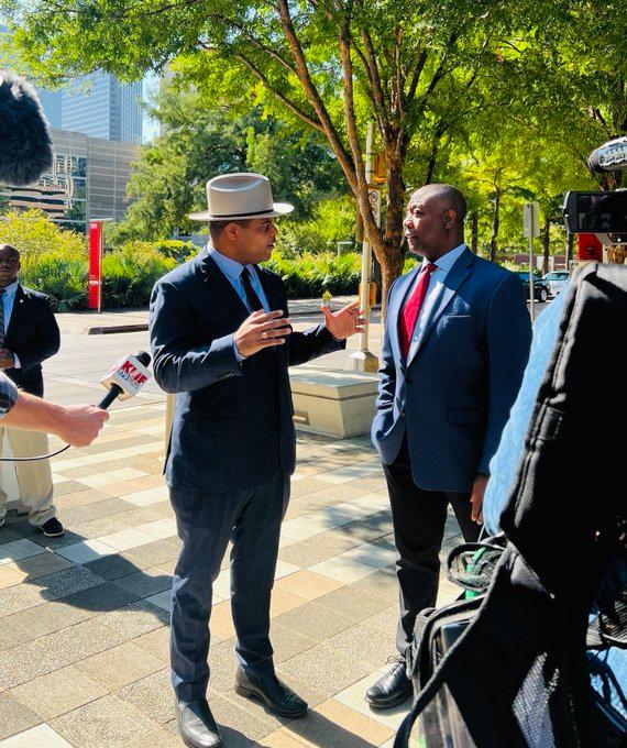 Republican presidential candidate Tim Scott of South Carolina and Dallas Mayor Eric Johnson at Klyde Warren Park in downtown Dallas, Texas, on Oct. 3, 2023. (Courtesy of Mayor Eric Johnson's Office)