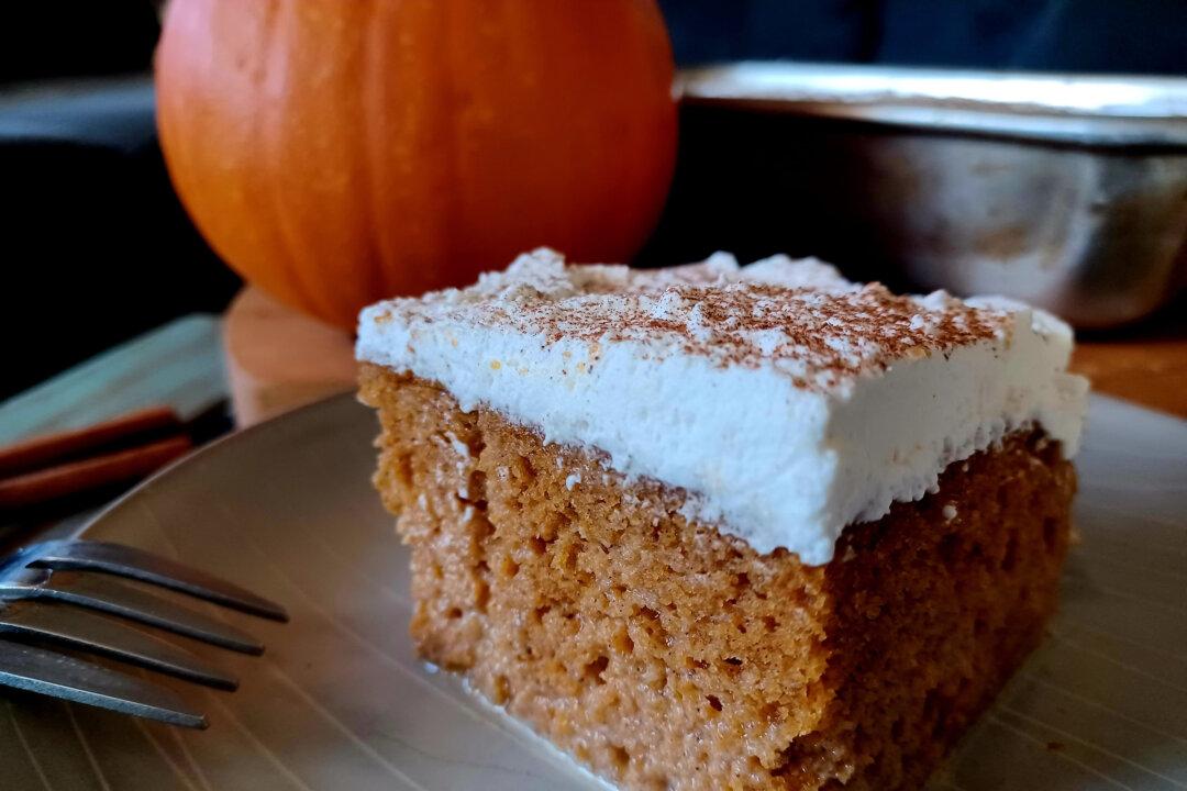 Pumpkin Spice Tres Leches: A PSL for Hispanic Heritage Month