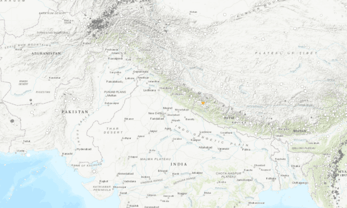 One Killed in Landslide After Earthquakes Rattle Nepal