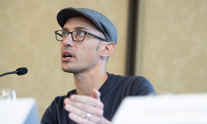 Shopify CEO Discouraging Staff From Side Hustles That Divert Attention From Company