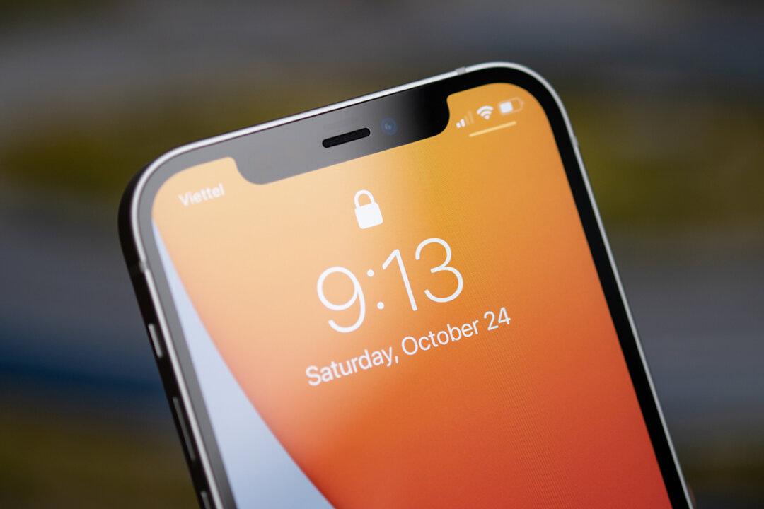 US Cellphone Radiation Tests Are ‘Rigged,’ Ignoring Long-Term Health Effects: Expert