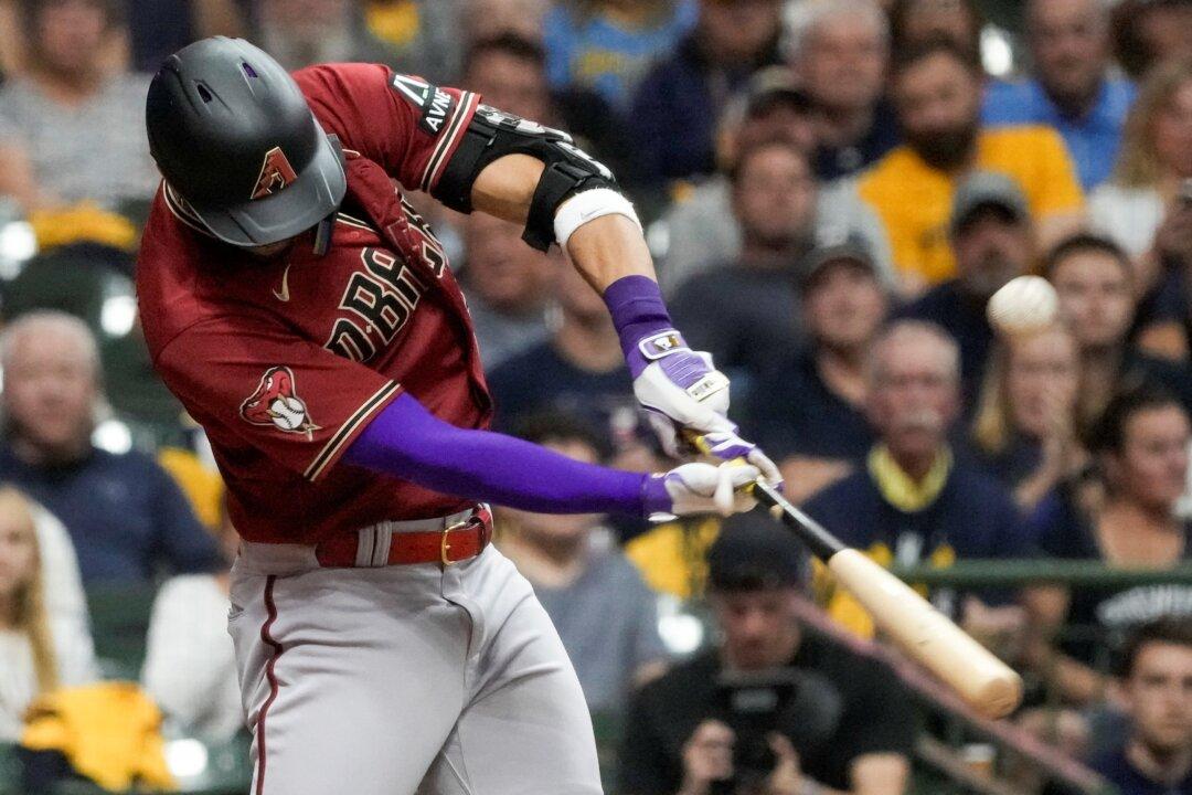 Diamondbacks Erase Early Deficit Again and Beat Brewers 5–2 to Sweep NL Wild Card Series