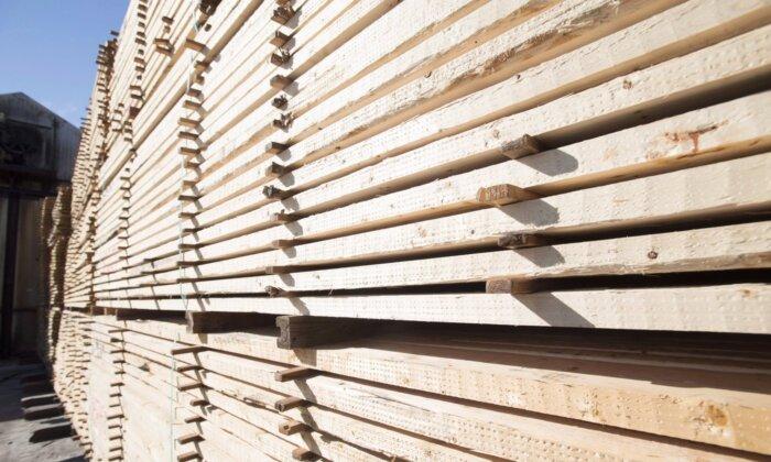 BC and Ottawa Applaud NAFTA Decision on US Softwood Lumber Duties