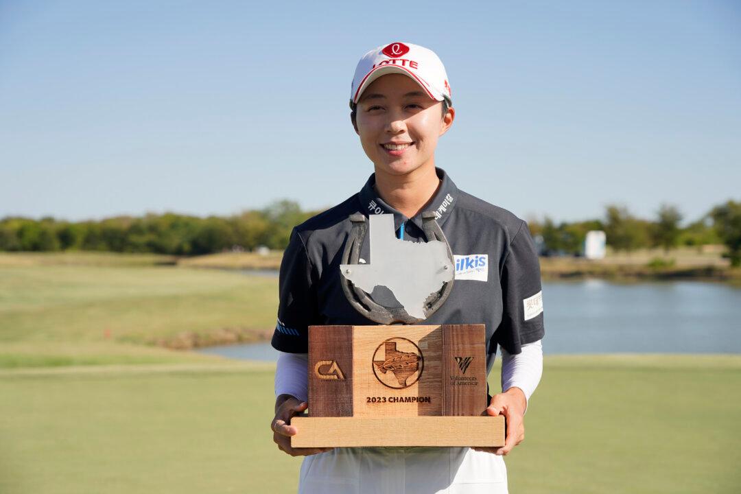 Hyo Joo Kim Secures Wire-to-Wire Win at the Ascendant