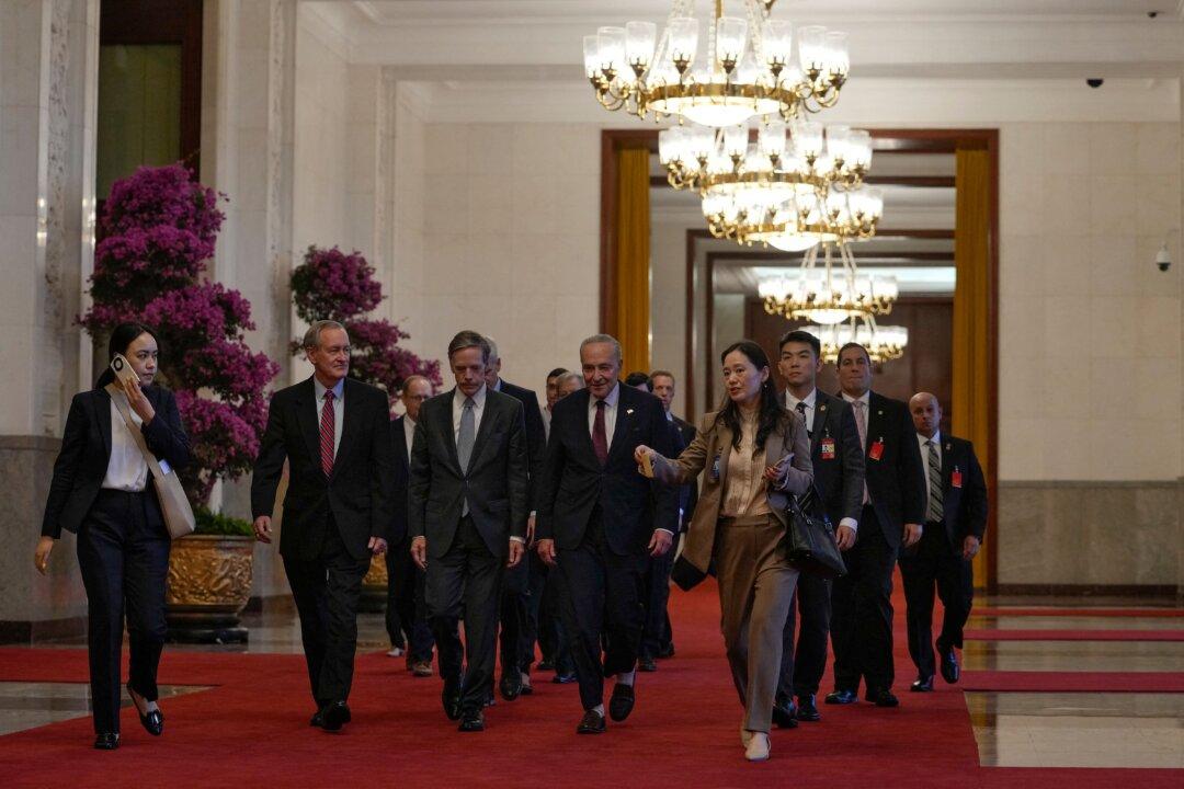 In Meeting With China’s Xi, Sen. Schumer Criticizes Beijing’s Response to Israel–Hamas Conflict