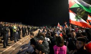 Hate Speech Laws Against Anti-Semitism Could Receive Coalition Backing