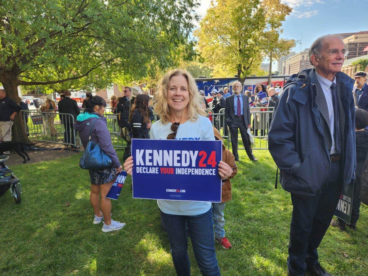 Brigid Linsenmeyer drove two hours from Maryland to hear Robert F. Kennedy Jr. announce his candidacy as an independent for president in 2024, in Philadelphia on Oct. 9, 2023. (Jeff Louderback/The Epoch Times)