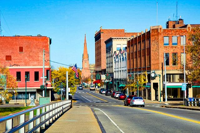 These Are America’s Best Small Towns and Cities to Live In