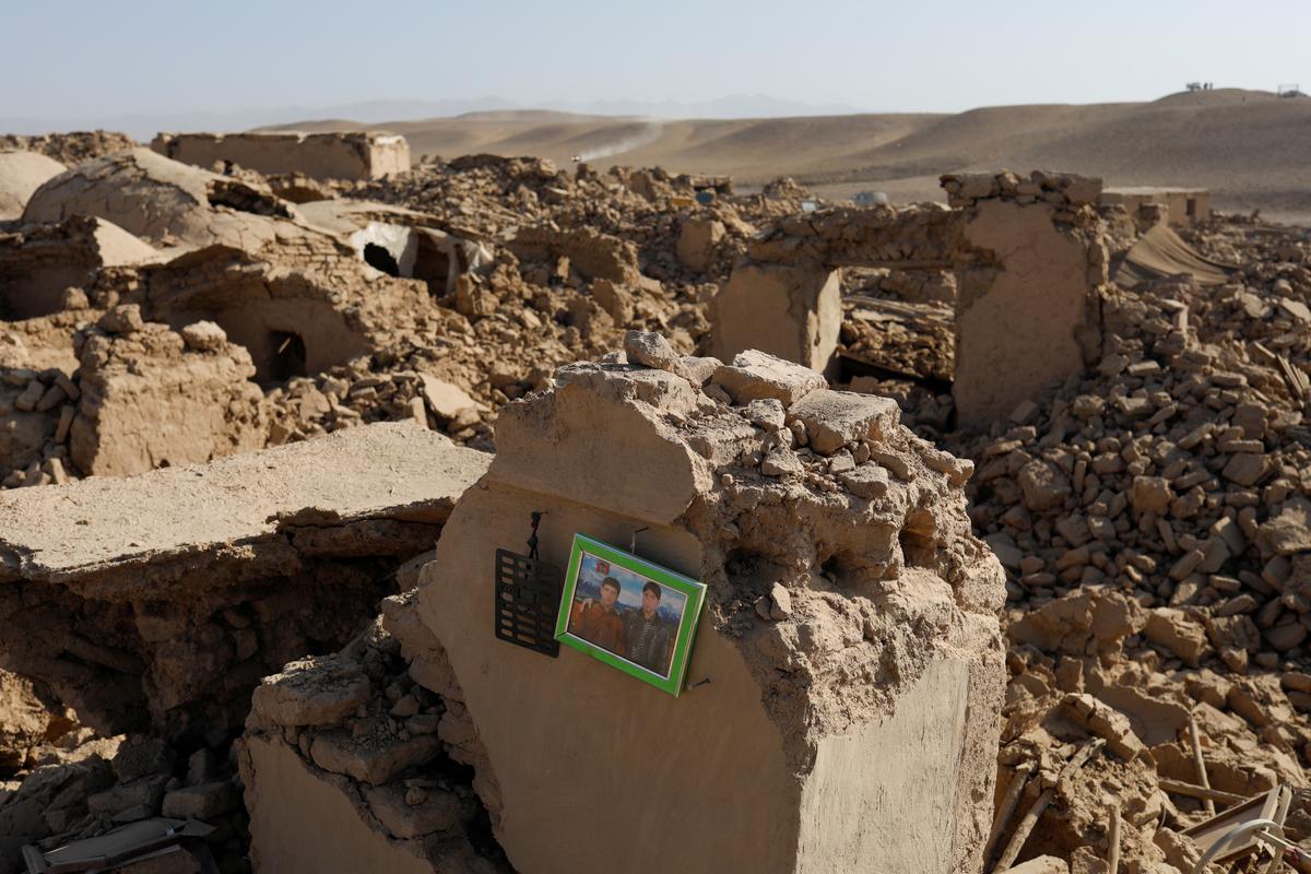 Another Quake Strikes Western Afghanistan; Official Says More Homes Destroyed