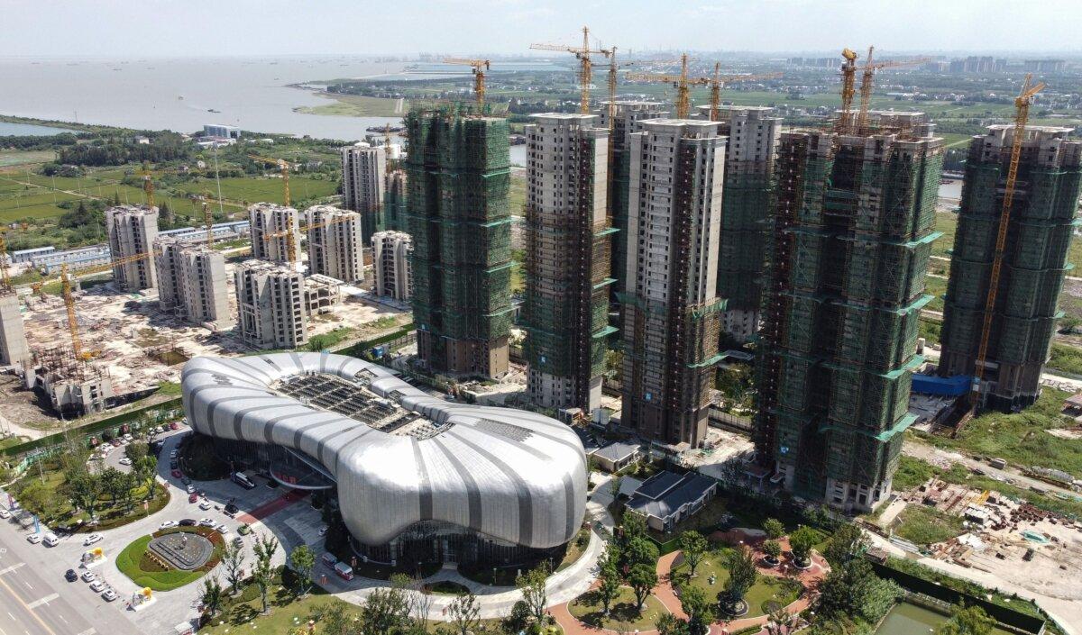 The halted under-construction Evergrande Cultural Tourism City, a mixed-used residential-retail-entertainment development, in Taicang, Suzhou, Jiangsu Province, China, on Sept. 17, 2021. (Vivian Lin/AFP via Getty Images)