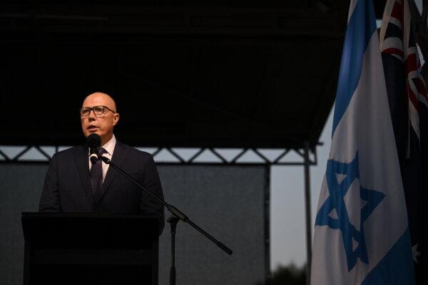 Australian Opposition Leader Peter Dutton speaks during a vigil for Israeli victims of Hamas at Rodney Reserve in Sydney on Oct. 11, 2023. (AAP Image/Dean Lewins)