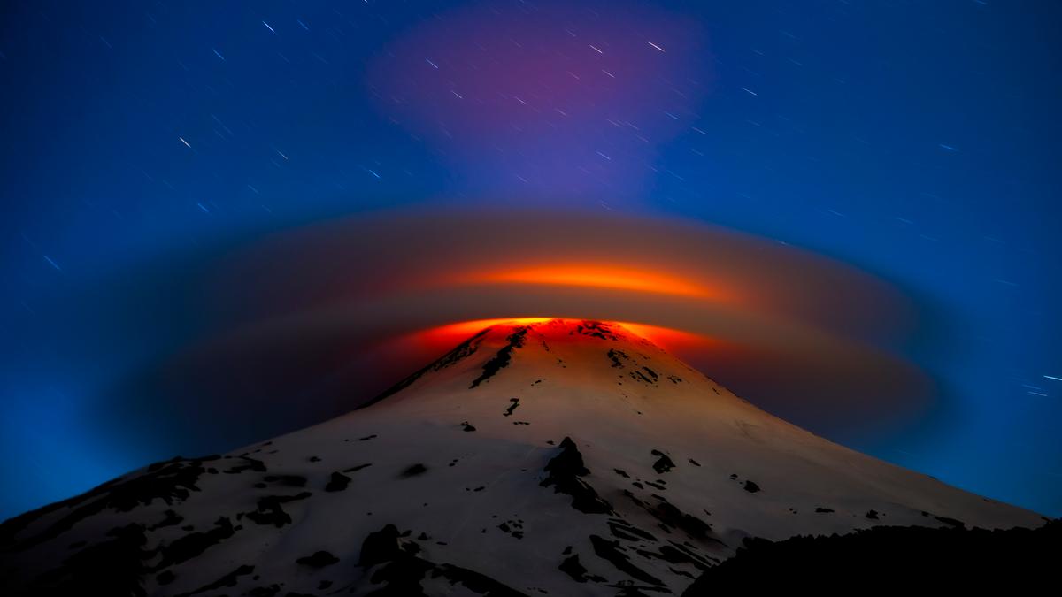 "A Perfect Cloud" by Francisco Negroni of Chile won the title of the Standard Chartered Weather Photographer of the Year 2023. (Courtesy of Francisco Negroni via Weather Photographer of the Year)