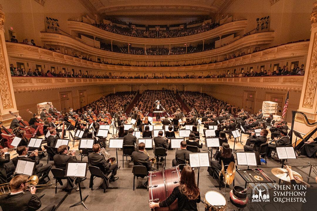 What to Know If You’re Attending a Shen Yun Symphony Orchestra Concert