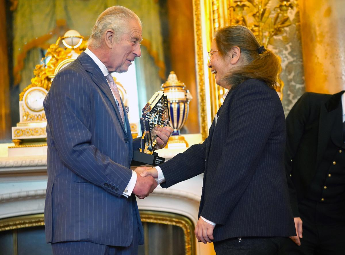 King Honours Australians for Breakthrough Invention