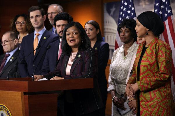 Congressional Progressive Caucus Elects New Leadership