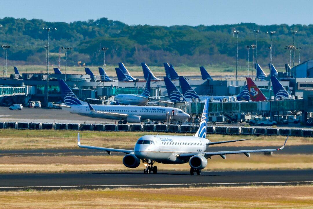 Passengers Taken Off US-bound Panama Plane After Bomb Scare, Diaper Blamed