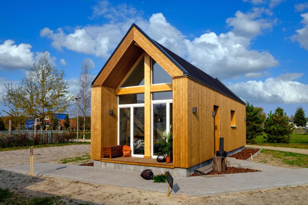Living in Under 500 Square Feet: Is a Tiny Home Right for You? Here’s How to Find Out