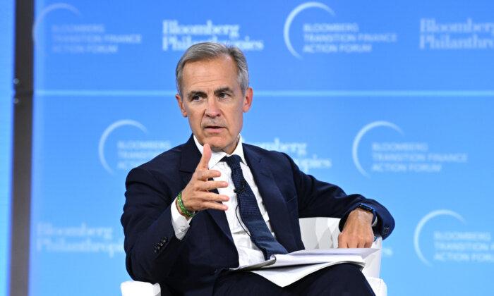 Mark Carney Highlights Financial Challenge of Reducing Carbon Emissions