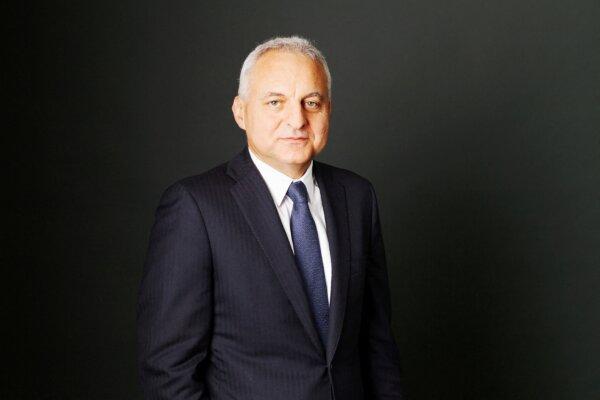 New Rolls-Royce CEO Tufan Erginbilgic on July 27, 2022. (Rolls-Royce/Handout via Reuters)