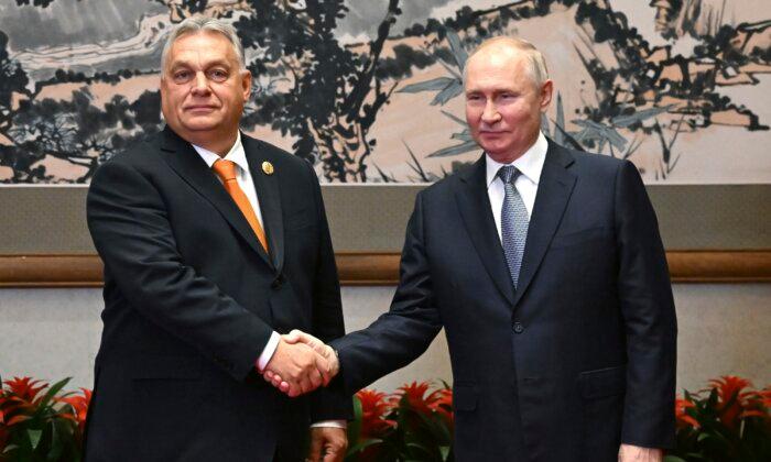 Putin Meets With Hungary's Prime Minister in Rare In-person Talks With an EU Leader