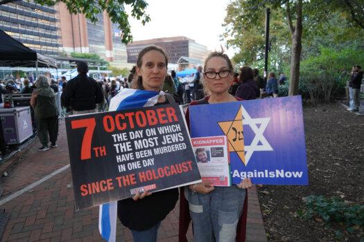 Sonia (left) and her friend joined the “Philly Stands with Israel” rally on Oct. 16, 2023. (William Huang/The Epoch Times)