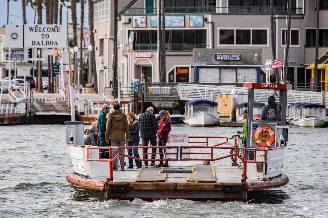 Balboa Island Ferry Gets $8.3 Million Grant to Go Electric